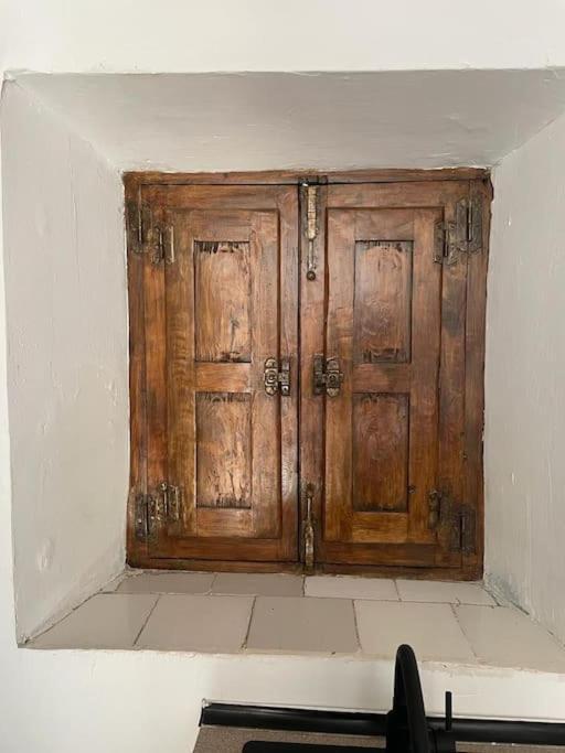 Acogedora Casa Con Patio-Parking Villa Albarracin Luaran gambar